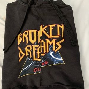 Broken Dreams crop top sweater!